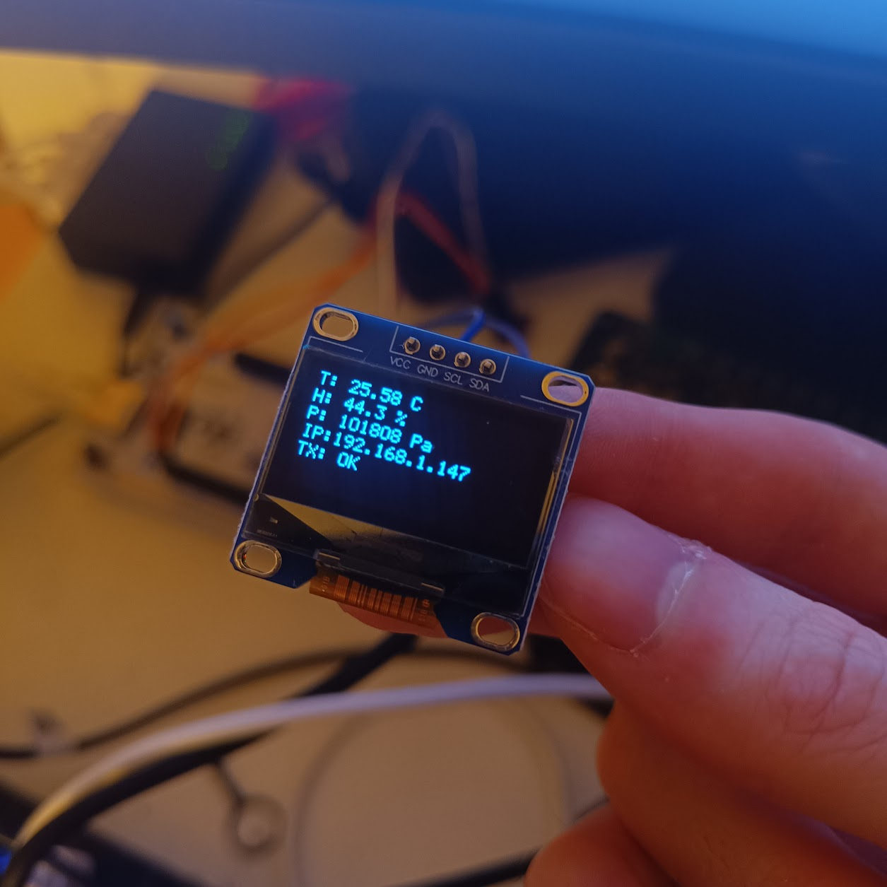 Physical display showing the same live data